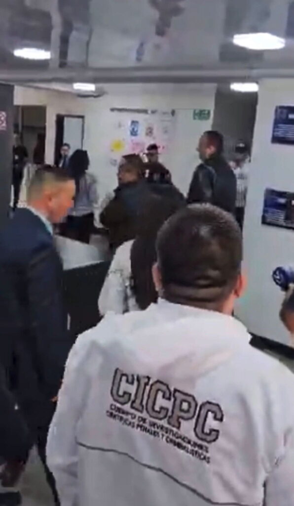 douglas rico en merida darwyn rosales