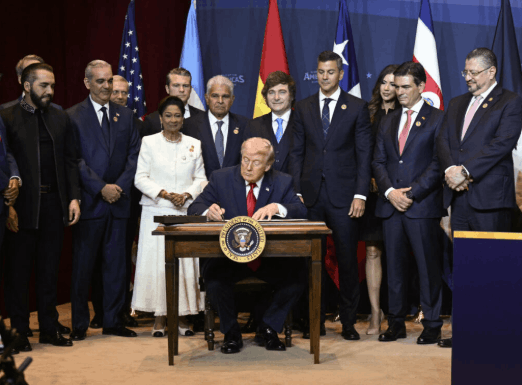 trump y aliados contra narcos