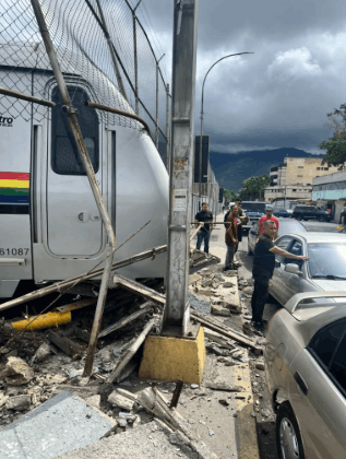 vagon se descarrila metro de caracas darwyn rosales